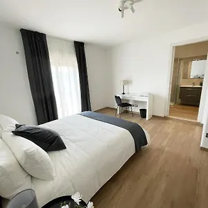 zkontrolujte dostupnost